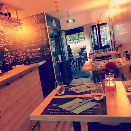 Le restaurant - Le Petit Jardin - Grenoble - Bistrot Grenoble