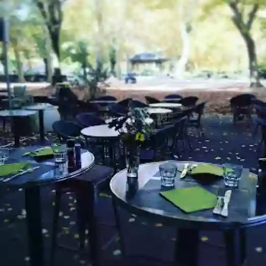 Le Petit Jardin - Restaurant Grenoble - Restaurant jardin de ville Grenoble